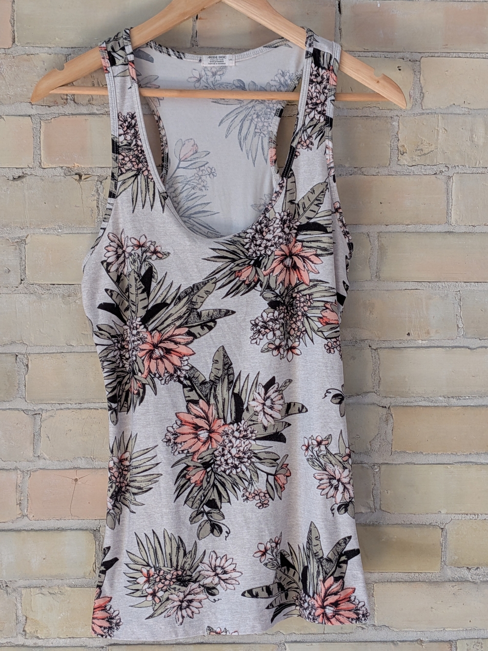 Ardene Light Gray Floral Scoop Neck Tank with Pink Accents